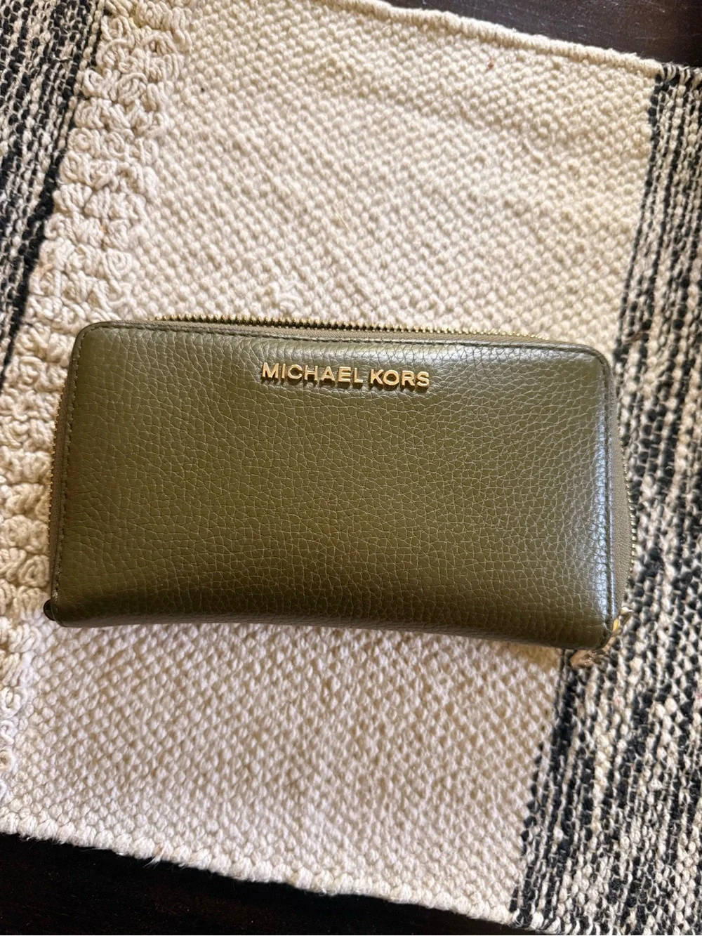 Micheal Kors wallet